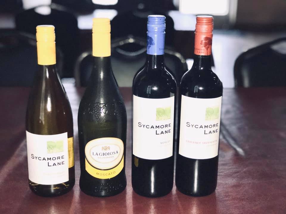 2 white wines and 2 red wines